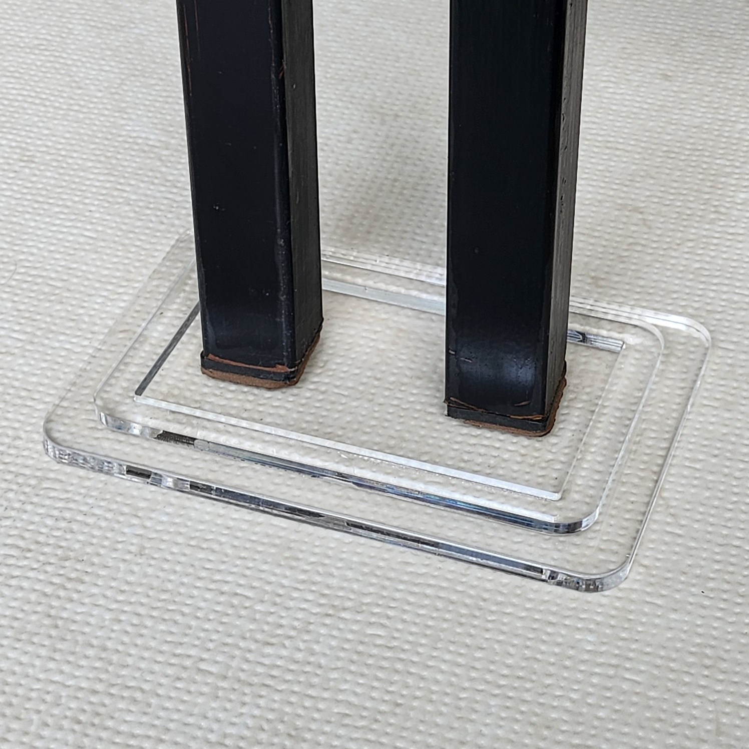 엮으라메 [국산] 직사각 타공링 아크릴 가구 다리 받침 매트 눌림 방지 식탁 쇼파 바닥 보호 /내경(4x8cm)/외경(8x12cm) 11,000원