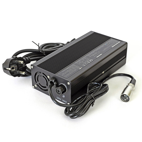 [GKI] 전동휠체어 스쿠터 전용 배터리 충전기 24V 6A - 나드리 나래 대세 이지무브 호환 79,200원