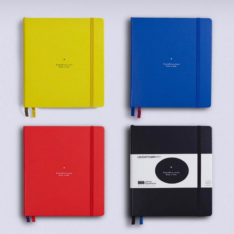 로이텀 1917 바우하우스 도트 노트 다이어리 A5 하드커버 44,100원