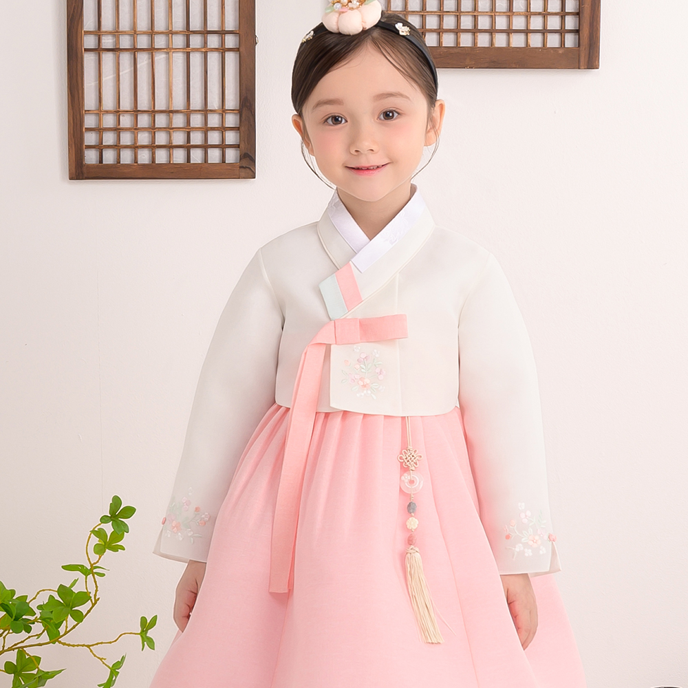 예가한복 여아용 7037 아윤나래 한복세트 39,900원