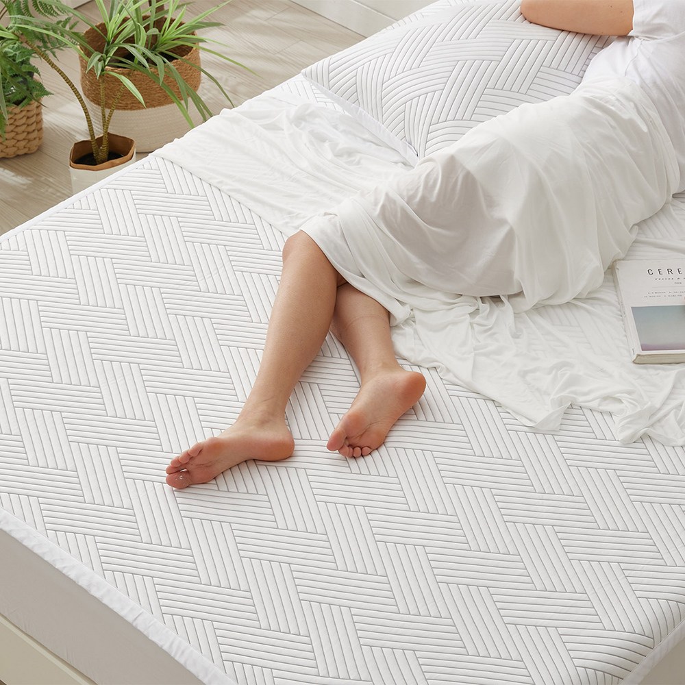 몽퀘어 아이스 쿨씰 냉감 여름 침대패드 28,500원