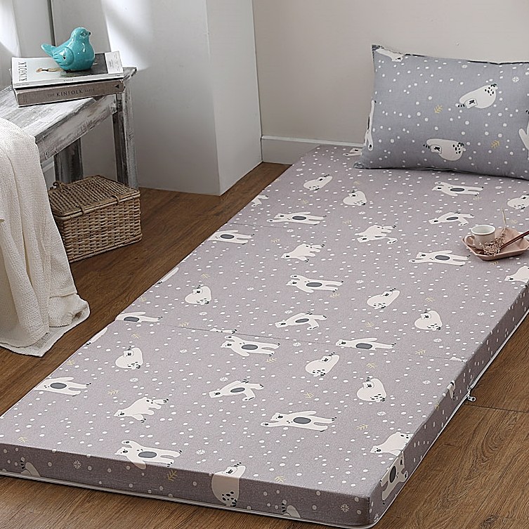 조은집 탄탄하고 편안한 3단 접이식매트리스 1인용 토퍼 HR통스폰지 펜션 호텔 기숙사 원룸 차박매트 49,900원