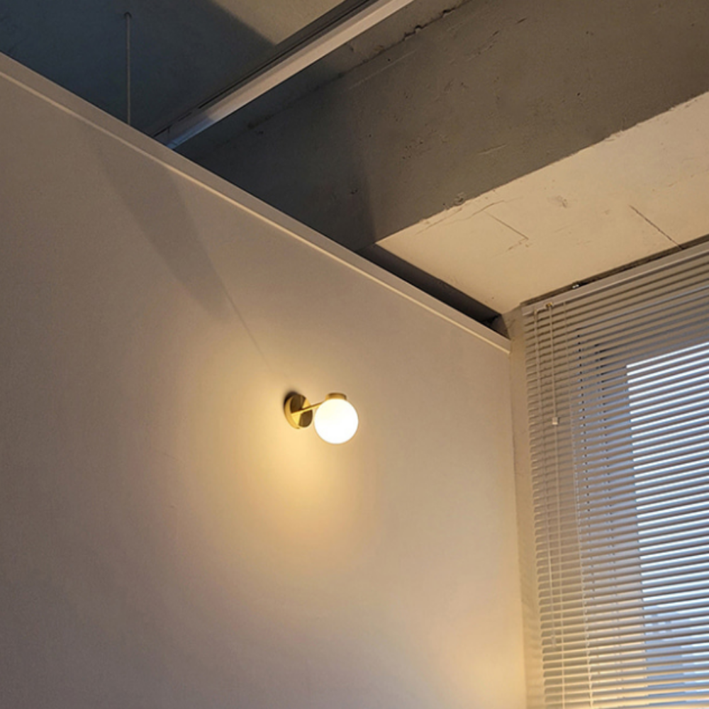 포인트벽등 국산 LED 거실 베란다 유리 원형 벽등 벽부등 골드 104,000원