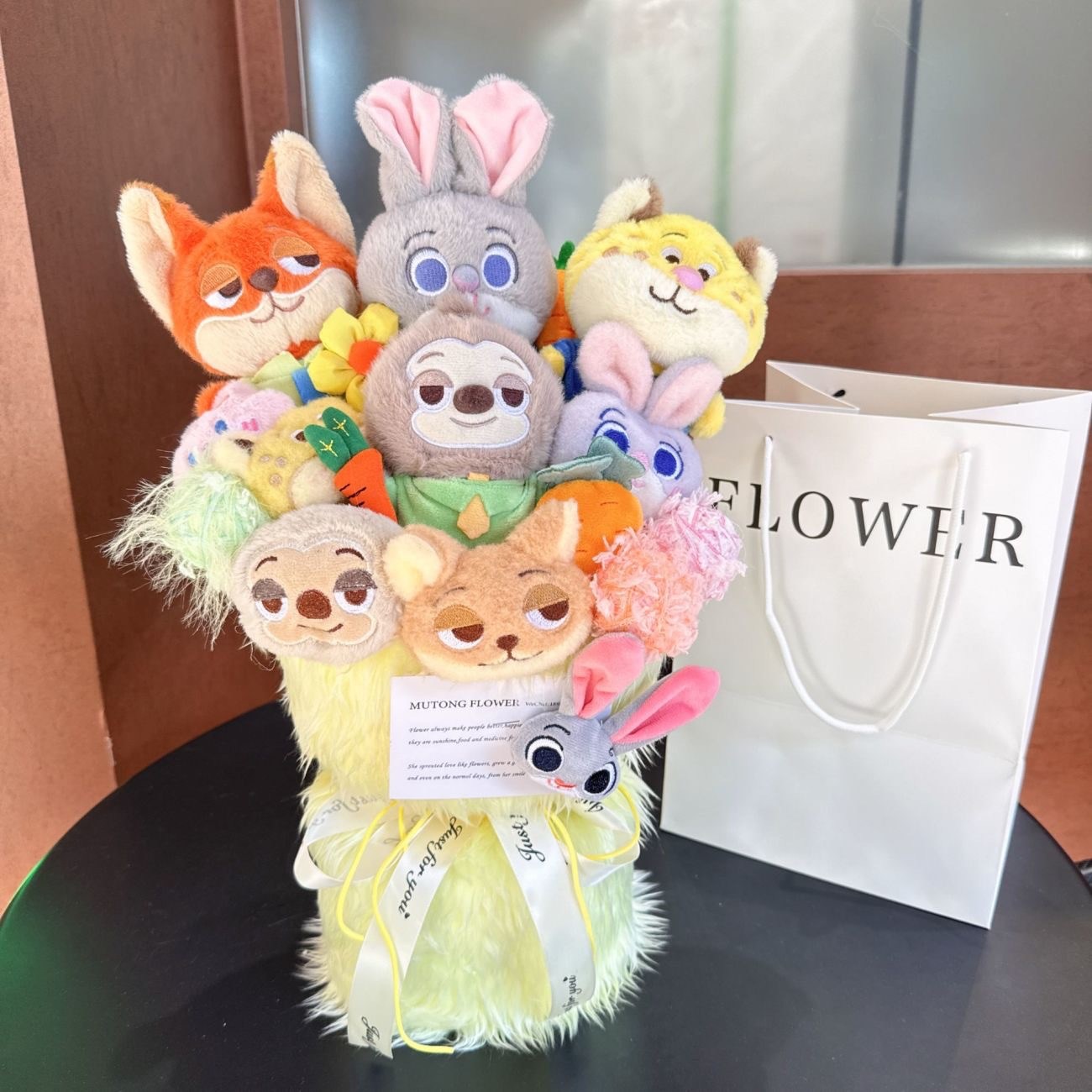 주토피아2 주디 닉 캐릭터 인형 꽃다발 귀여운 장식 완제품 선물 47,600원