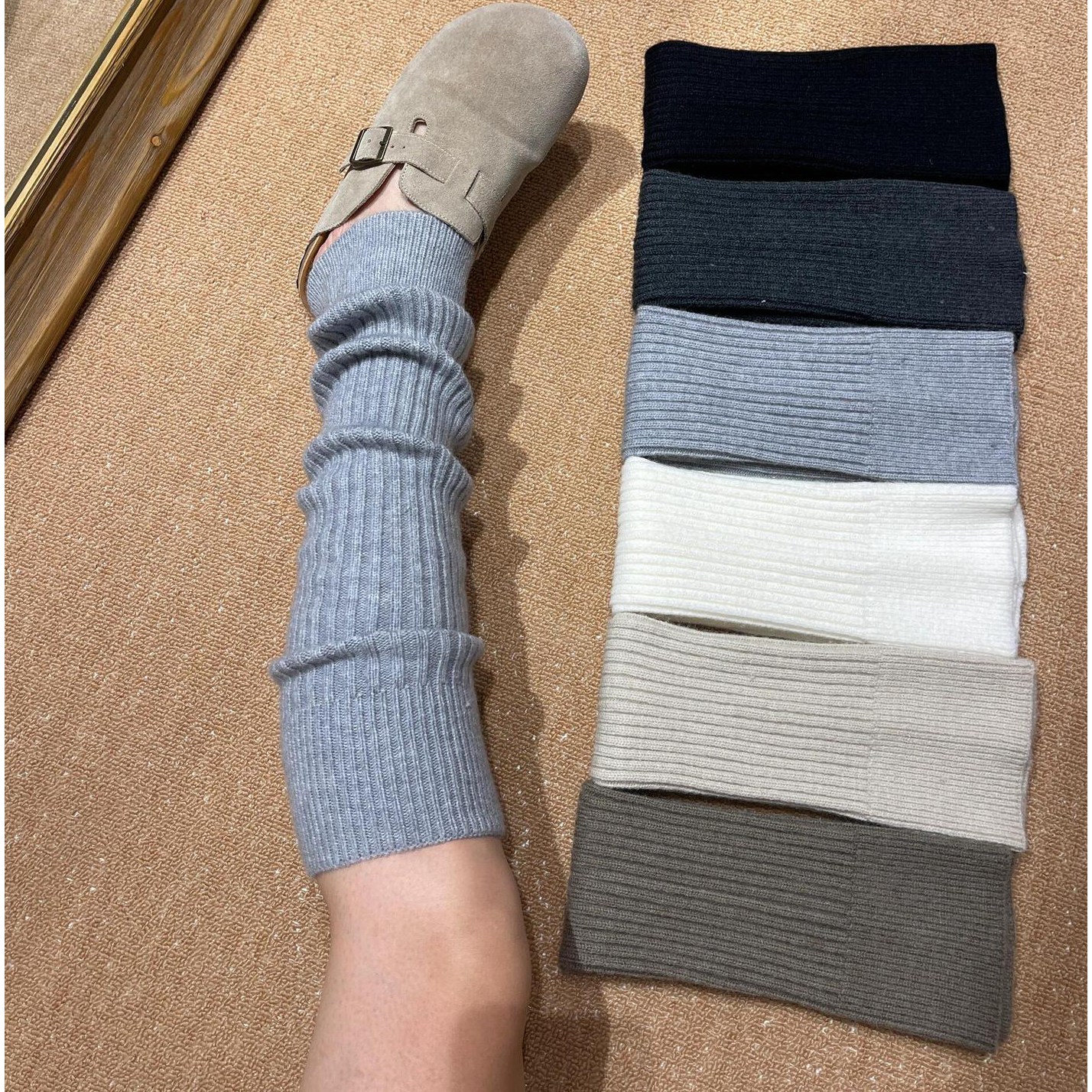 젬버트 여성 따뜻한 슬림핏 골지 울 니트 롱 레그워머 10,900원