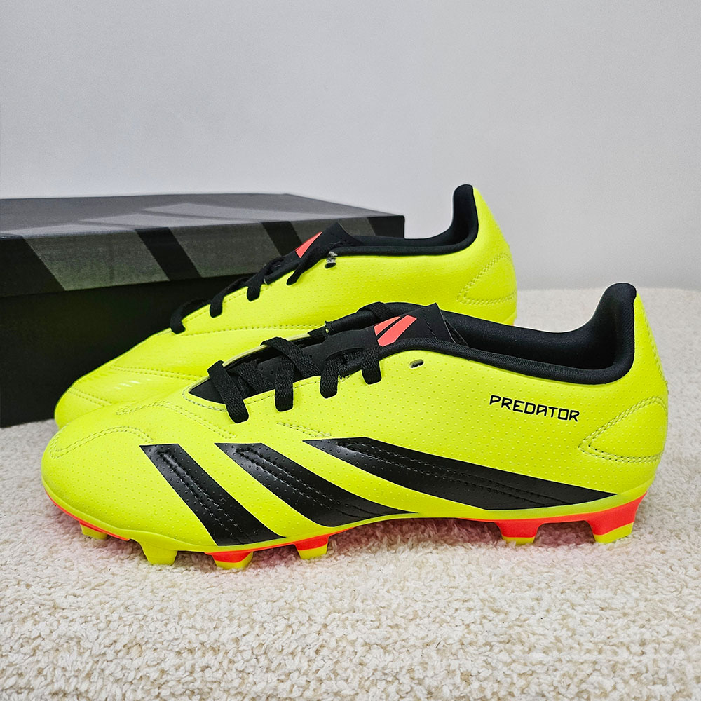 아디다스 주니어 아동 축구화 훈련용 멀티그라운드 초등 풋살화 32,000원