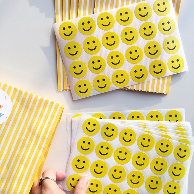 아무날 스마일스티커 (24p) - 다이어리, 구디백 포장 스티커 900원