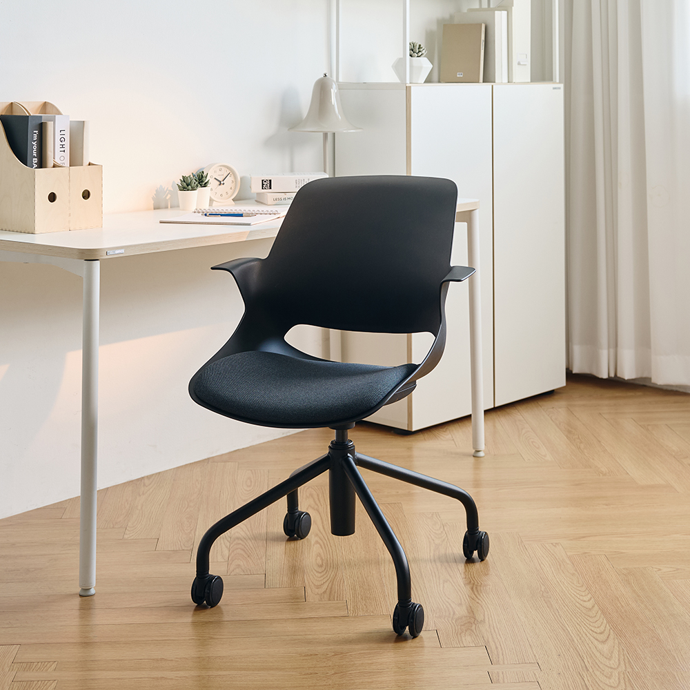 듀오백 QA 인테리어 높이조절형 의자 169,000원