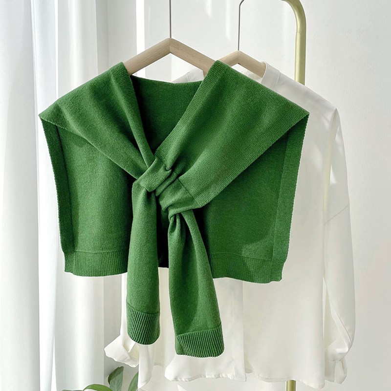 허블리 여성 어깨 숄 가디건 니트 머플러 레이어드 10,000원