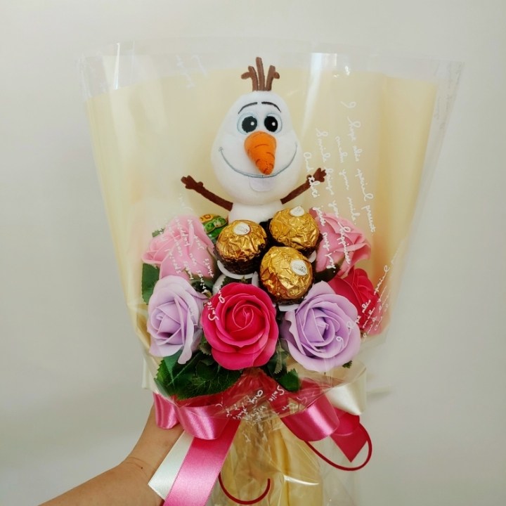 겨울왕국 올라프꽃다발 사탕꽃다발 인형꽃다발 재롱치꽃다발 발표회 킨더조이꽃 27,000원