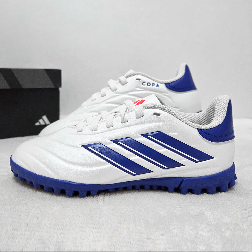 아디다스 아동 축구화 퓨어클럽 TF 주니어 풋살화 초등 훈련용 축구교실 39,000원