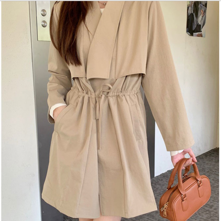 [무료배송]여성코트 44-66사이즈 트렌치코트 빅카라 허리스트링 루즈핏 자켓 러블리자켓 사무실 출근룩 정장 54,800원