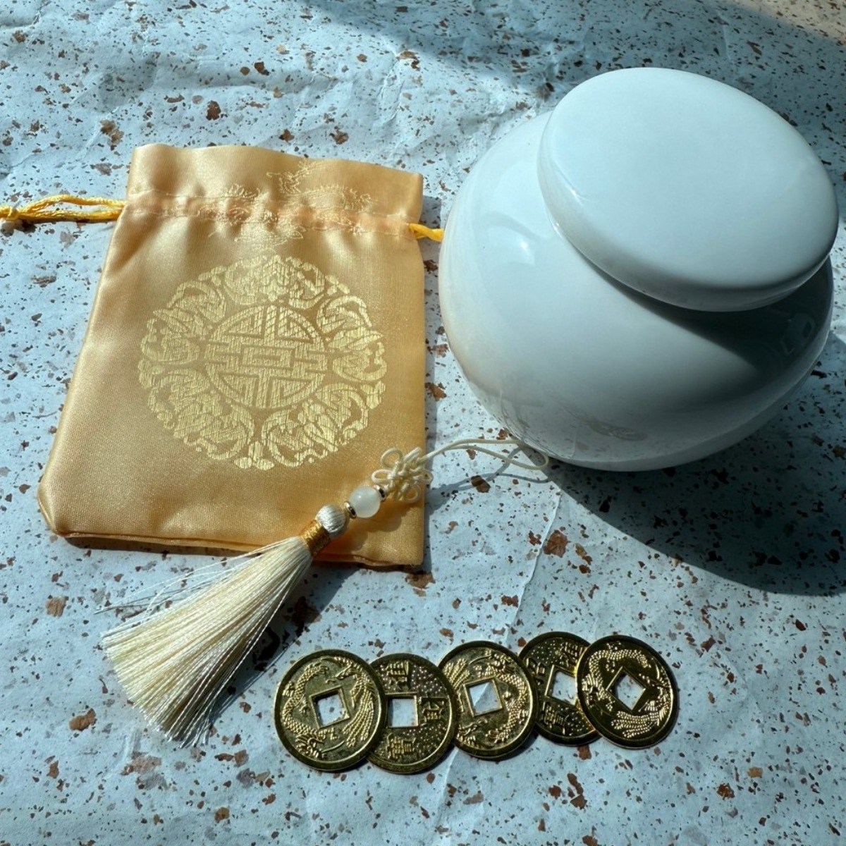 정운 재물 소금단지 복주머니 미니 항아리 액막이 현관 풍수 집들이 선물세트, 현재가 19,800원