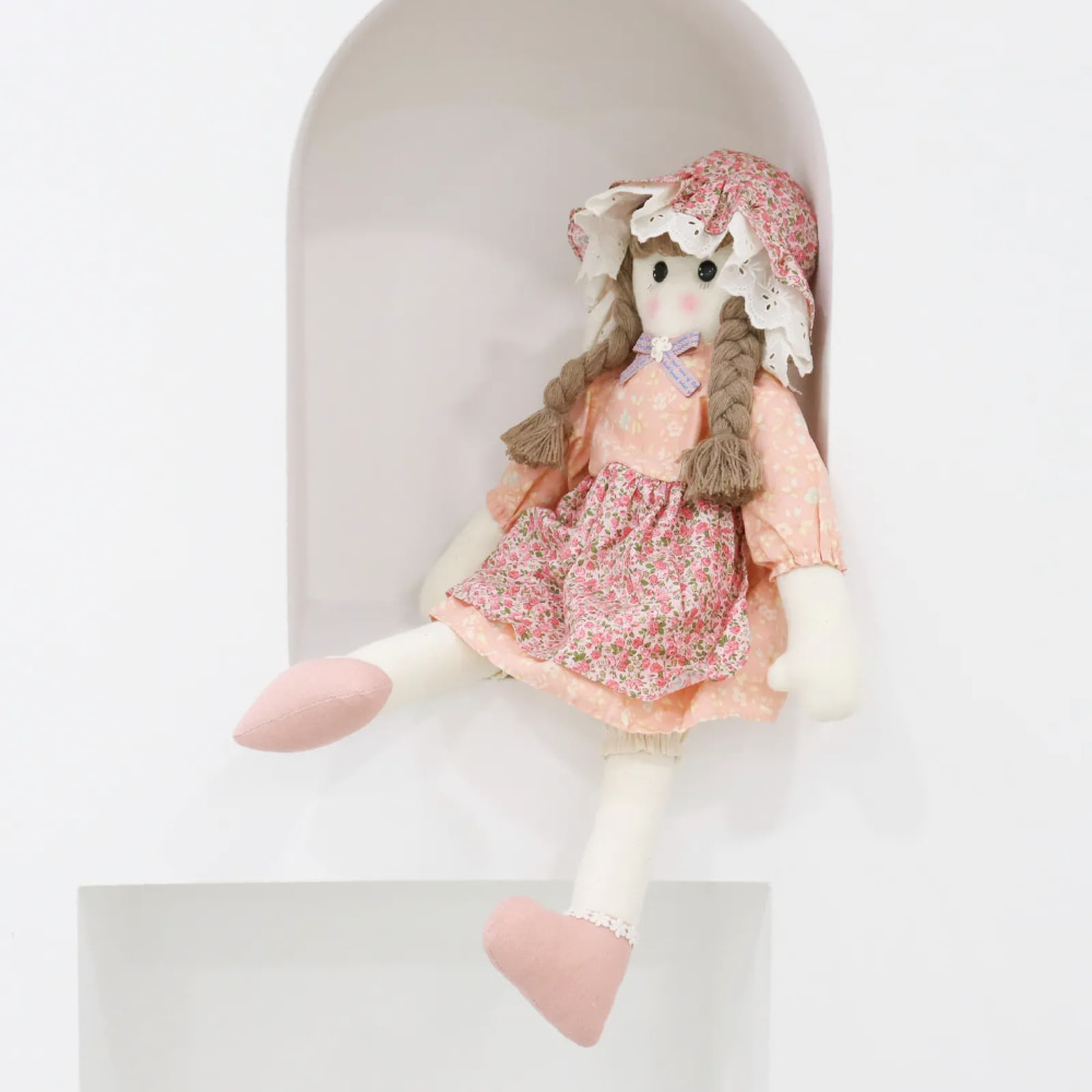 수작업 공예 인형 거실 테이블 패브릭 장식 소품 119,000원