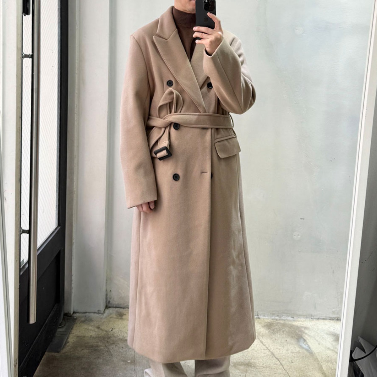 라운지21 남자 오버핏 울 로브 더블 롱 코트 99,900원