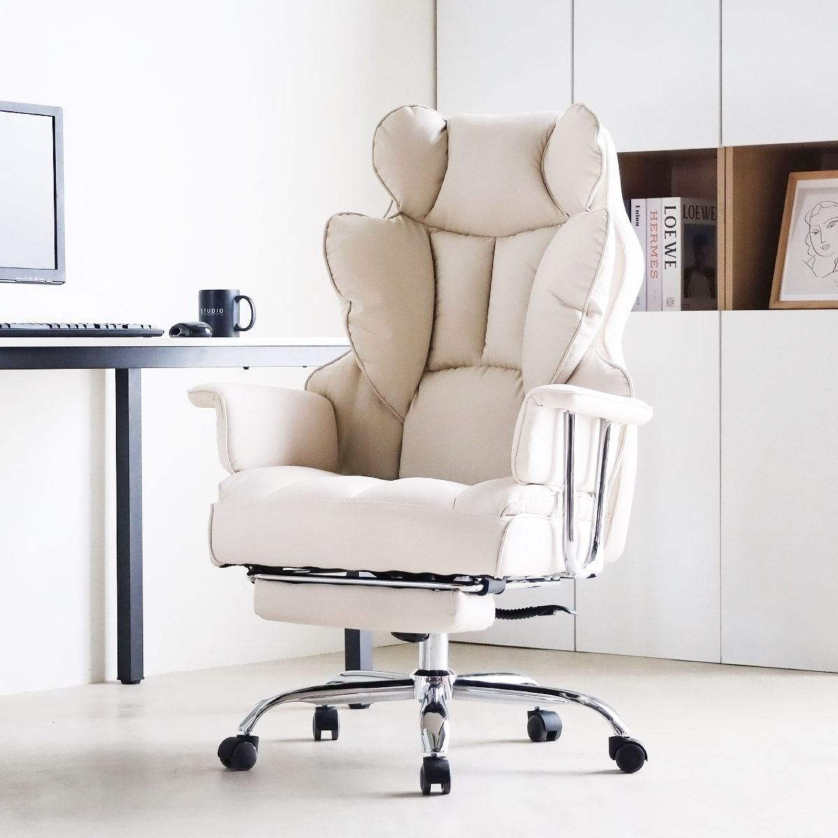 일루일루 메이저 타이탄 리클라이너 컴퓨터 게이밍 사무용 발받침 의자, 아이보리 124,900원