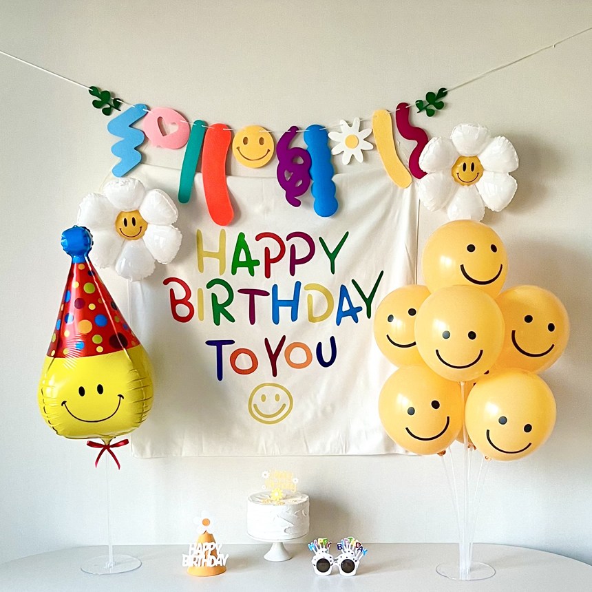 연지마켓 생일 가랜드 현수막 데이지 풍선 파티 용품 세트, 1세트, 옐로우 스마일 고깔은박 배너 16,900원