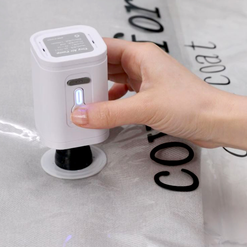 리빙톤 정리왕 무선 미니펌프 압축팩 옷걸이 5p + 이불 진공 4p + 핸디형 10p, 1세트 55,020원