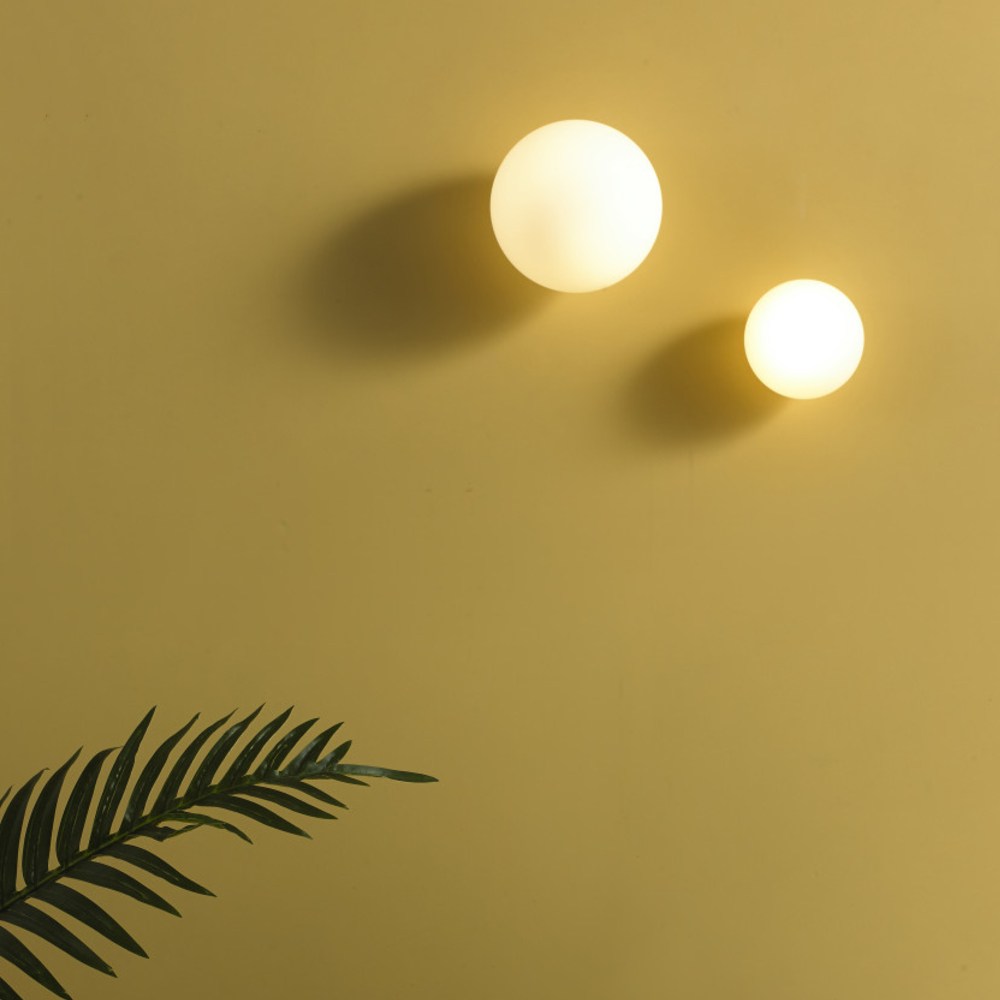 에나 1등 유리볼 직부 벽등 원형 카페 벽부등 32,000원