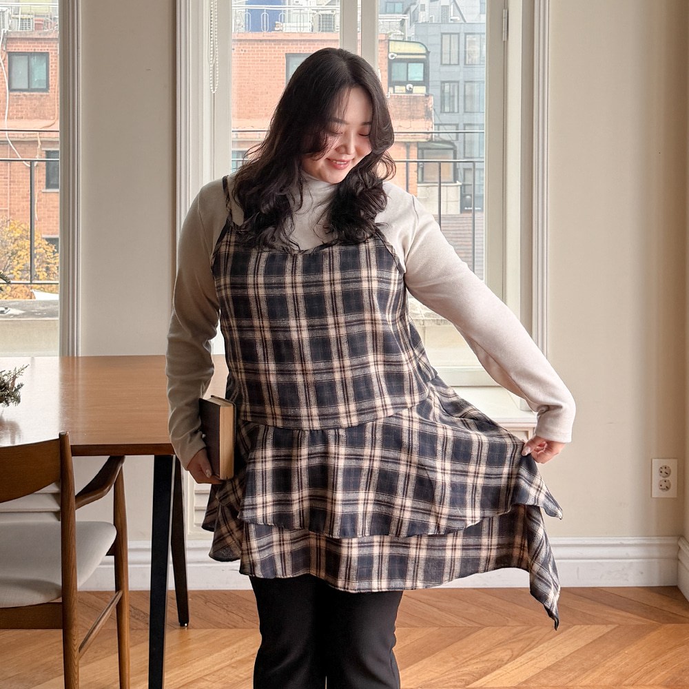 [44-110][러블리] 체크 언발 프릴 레이어드 나시 여성 빅사이즈 여자 플러스사이즈 어거스트플랜 43,900원