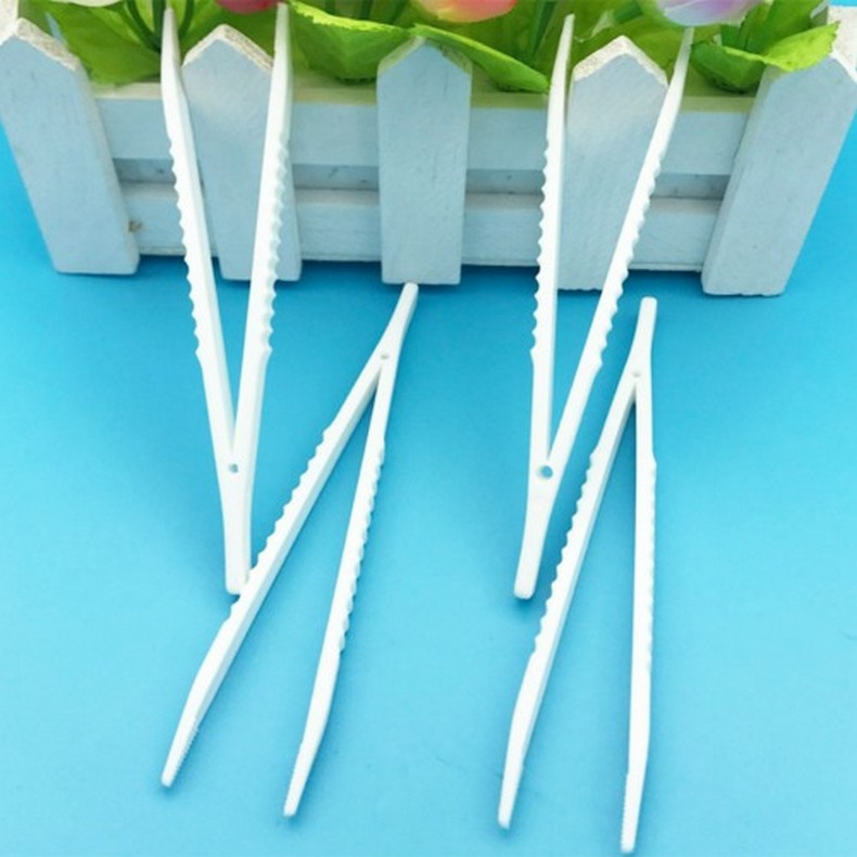 플라스틱 흰색 핀셋(5개세트) 1,400원