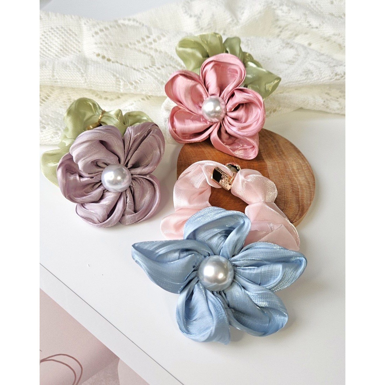 모스리나 나디아 플라워 풍성 스크런치 3종 세트 8,800원