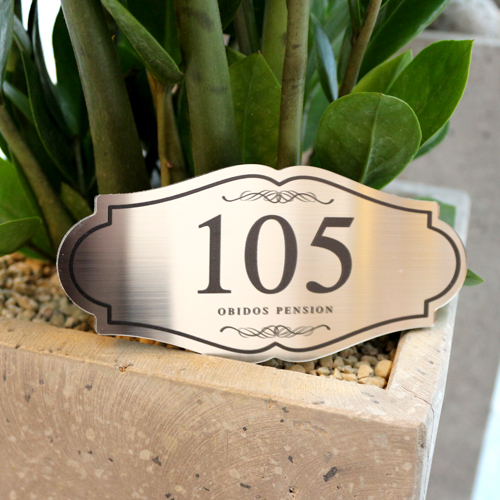 아크릴마트 메탈 호수판 호실판 표찰 미니간판 현관문호수판 아파트 동호수 골드번호판 포맥스 아크릴판 8,000원