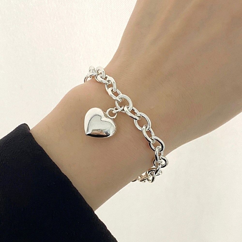 르제이실버 925 볼륨 하트 고방 실버 체인 여자 은팔찌 317,000원