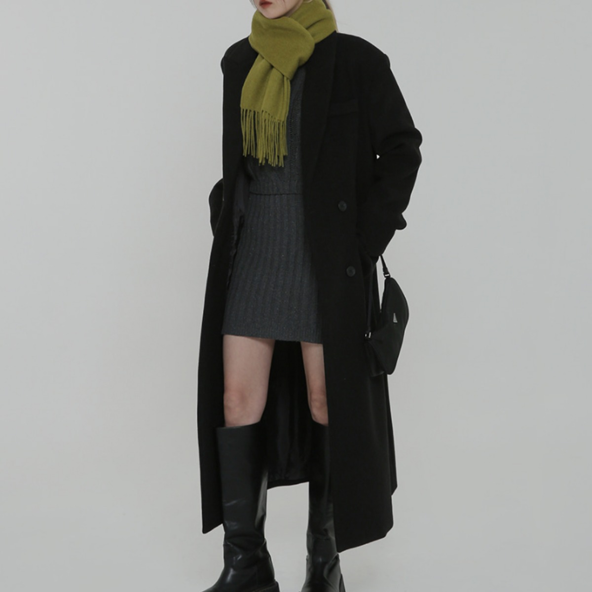 HA.M 여성 도톰한 코트 루즈핏 더블버튼 모직 롱 코트 79,800원