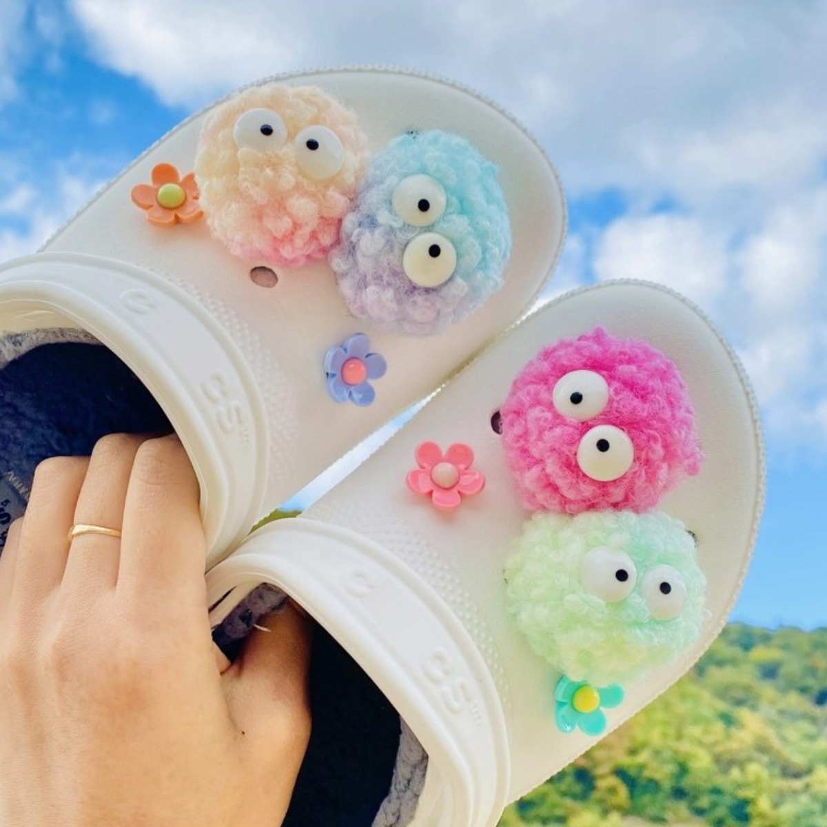 파스텔 폼폼이 신발 팔찌 꾸미기 8p 세트 9,900원