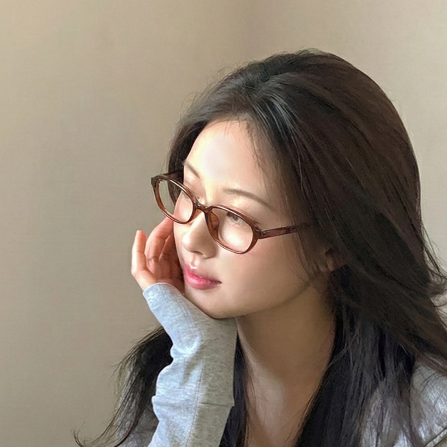 블루씨티 멜리나 슬림 라운드 프레임 캣아이 뿔테 안경 11,900원