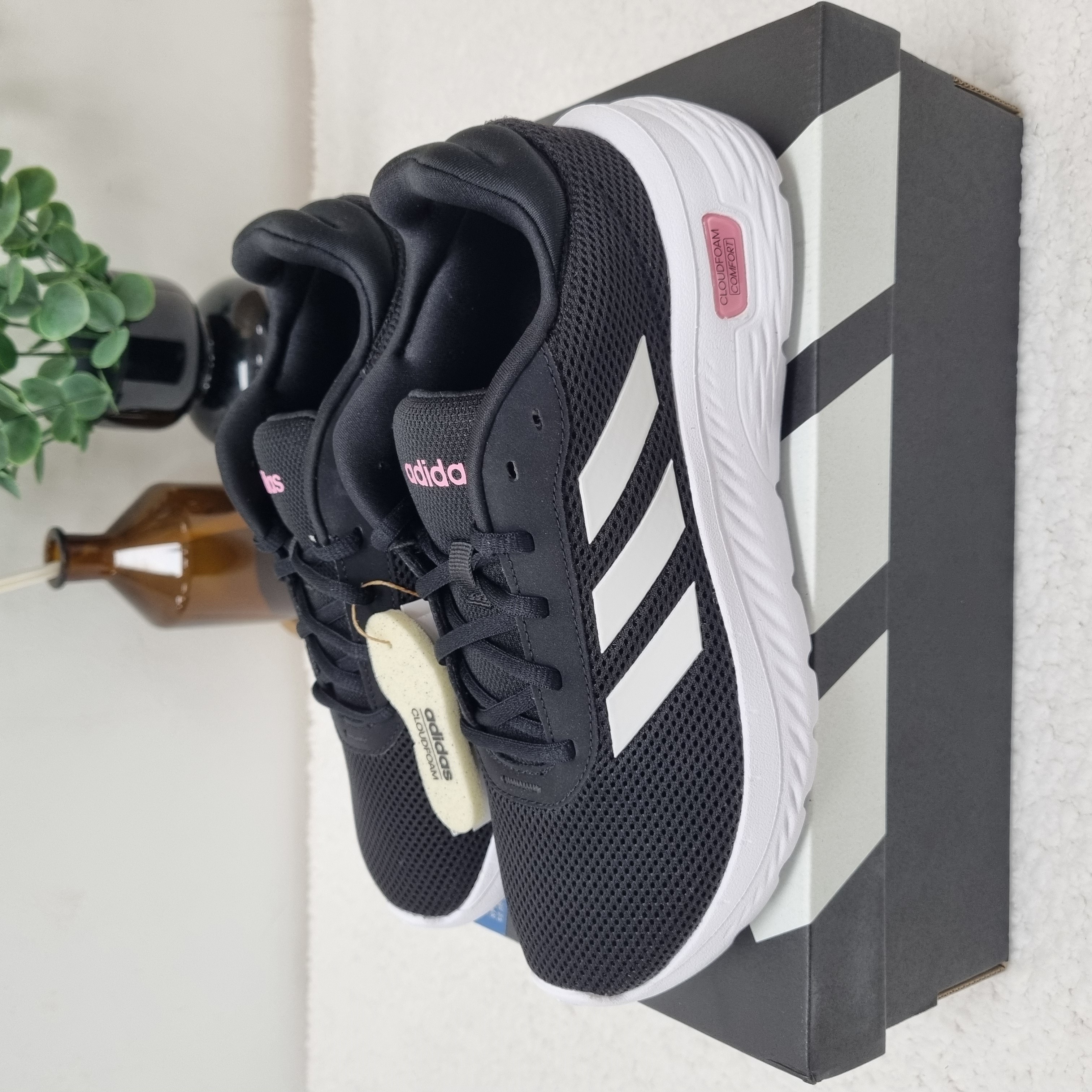 아디다스 여성 운동화 초경량 클라우드폼  컴피 발편한 달리기 런닝화 58,000원