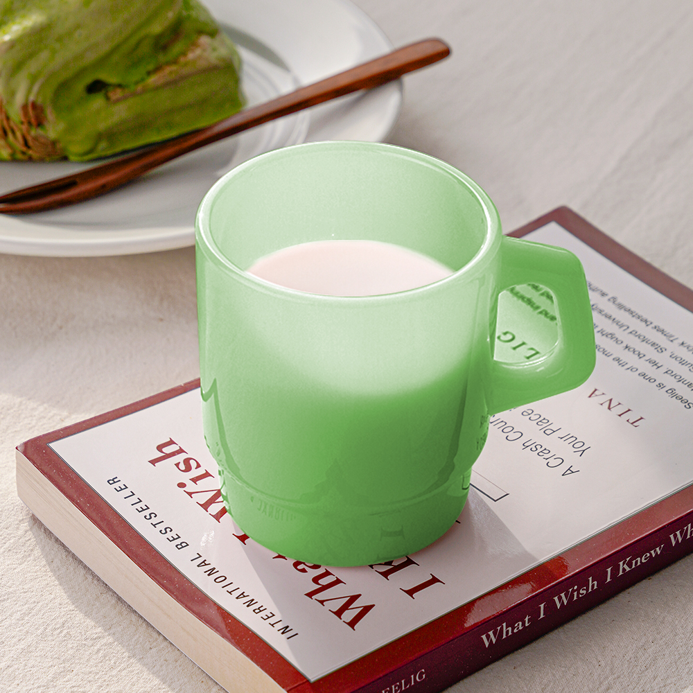 인블룸 홈카페 밀크글라스 머그컵 230ml 13,500원