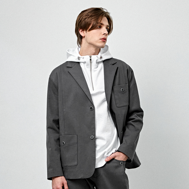 커스텀어스 남성용 세미오버핏 투버튼 자켓 CXS24SWJK208 127,420원