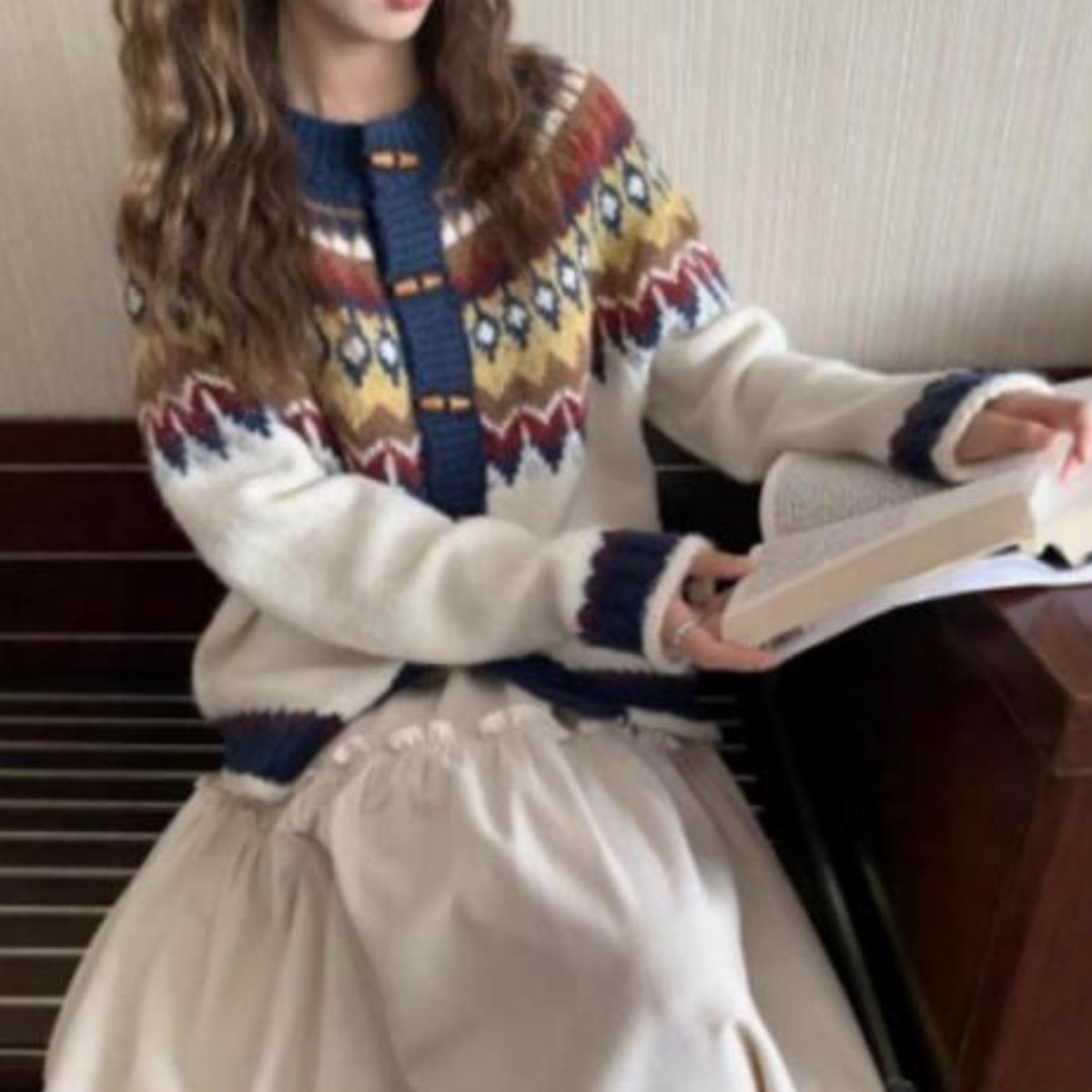 패턴 가디건 2컬러 여자 겨울 러블리한 가을 울니트 79,100원