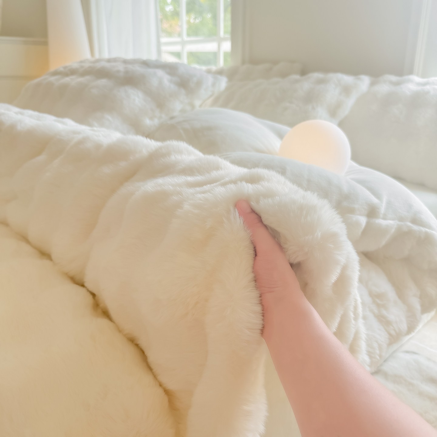 [봄 맞이 특가] 모다까사 자가발열 토끼털 극세사 양면 두꺼운 이불 29,800원