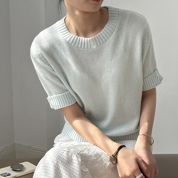 라이트 소매 버튼 포인트 반팔 부드러운 니트 티 여성 SS 여름시즌 시원한 스웨터 데일리 아이템 27,800원