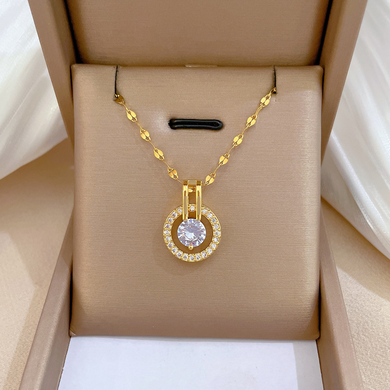 Youmi 18K 도금 화사한 크리스탈 펜던트 네크리스 포인트 주얼리 SQA04 48,000원