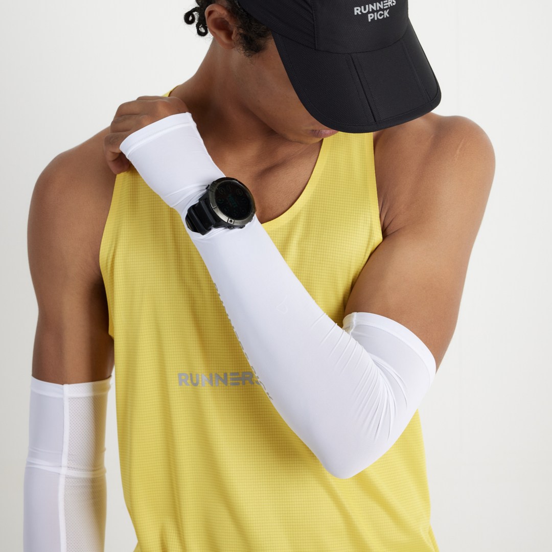 러너스픽 자외선 차단 기능성 쿨토시 러닝용 스마트워치 암홀 팔토시 매쉬 운동용 암슬리브 22,800원