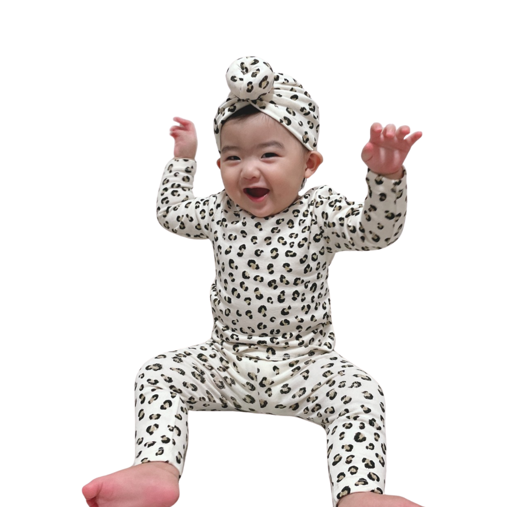 디어딜리 깜찍 아기 내복 레오파드 상하 세트 25,000원