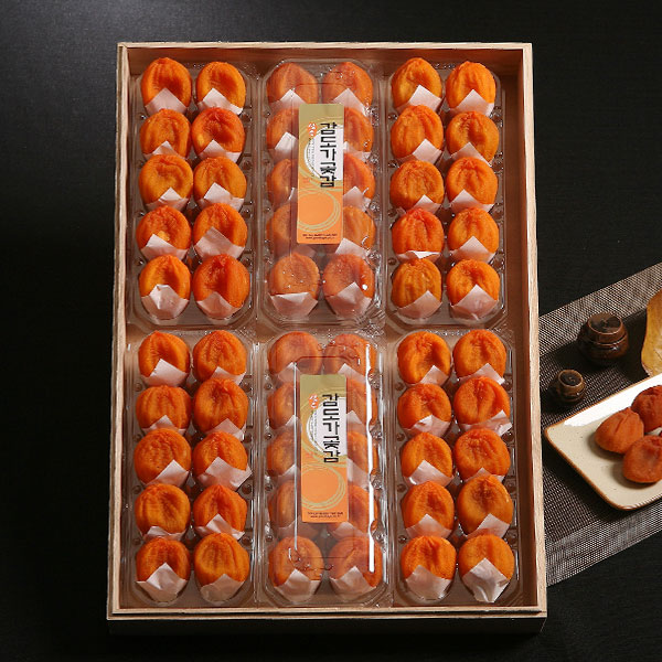 [상주감도가곶감] 반건시 3.6kg (60g내외 x 60개입) 고급나무상자, 1박스 145,000원