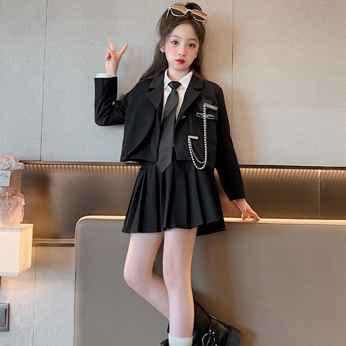 성은홀릭 여아 봄 가을 심플캐주얼 쓰리피스 정장 상하복 세트 51,900원