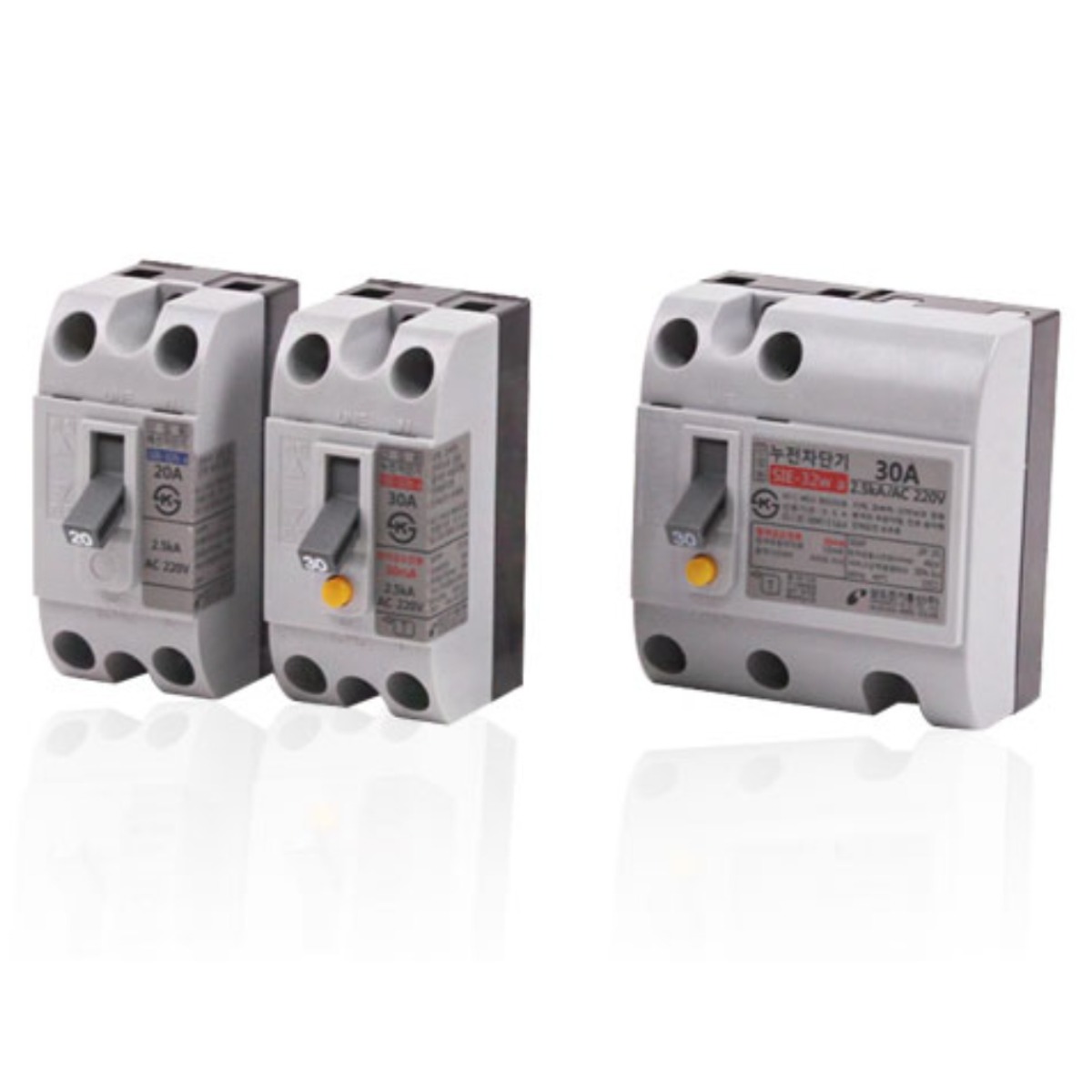 상도 (누전, 배선)차단기 (20A, 30A, 30A 대), 1개, 배선차단기30A 3,000원