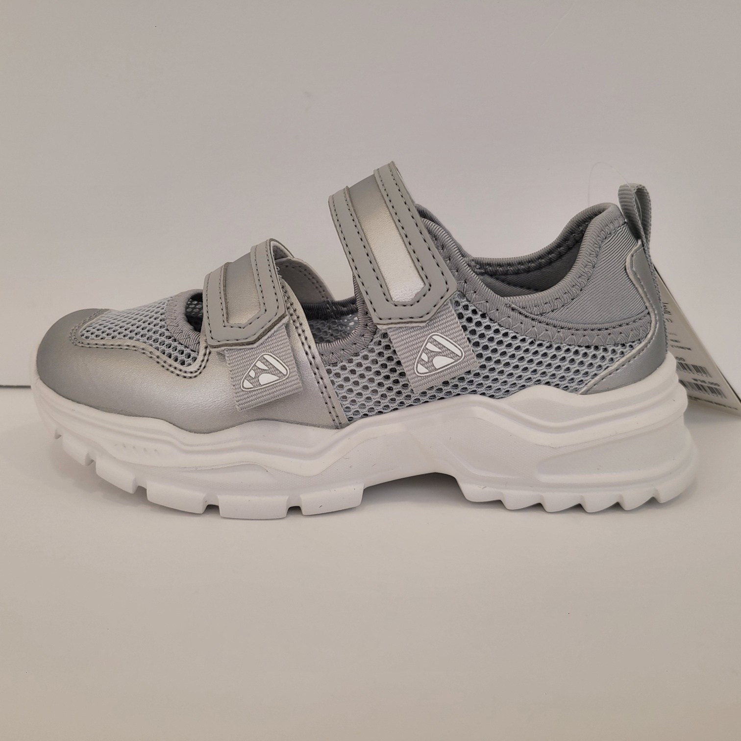 프로월드컵 (PWX) 제인 스니커즈 아동용 샌들 운동화 매우가볍고 미끄럼방지 쿠션좋은 신고벗기 편한 찍찍이 타입의 세련된 디자인의 스니커즈 샌들 운동화. 49,000원