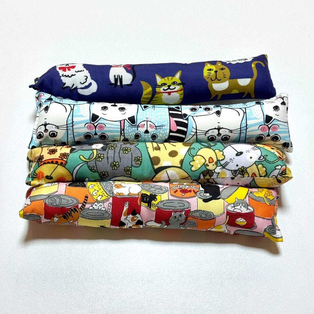 MAAH 고양이 캣닢 베개 인형 4종 세트 CB-38, 1세트, 캔패턴, 블루캣, 네이비캣, 민트캣 9,200원