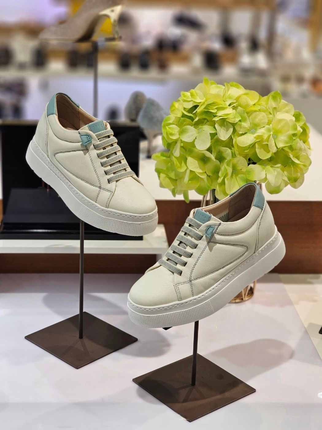 [백화점 매장정품] 닥스 슈즈 DIS306GA35여성키높이스니커즈 데일리 세미캐쥬얼 248,400원