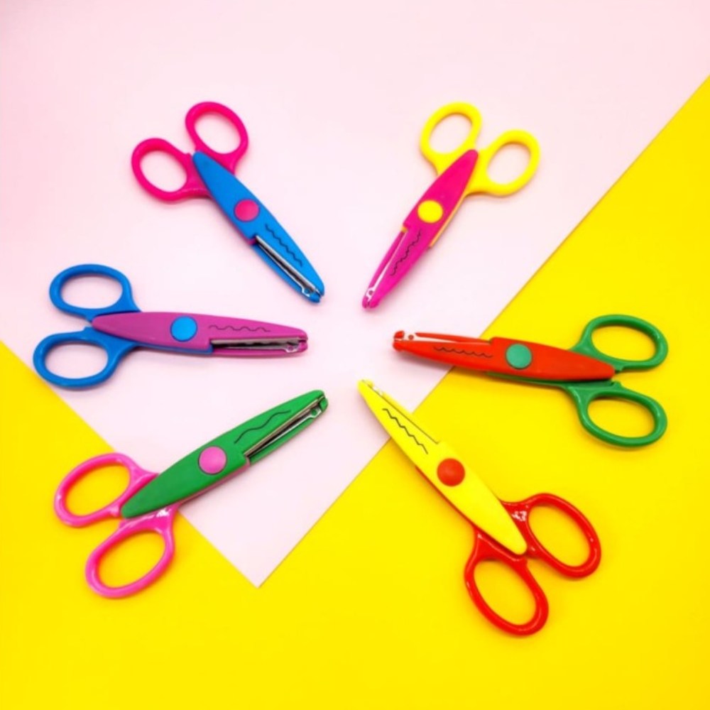 [3+3] 별별 물결 무늬 모양 자르기 공예용 핑킹가위_우표 모양 No.6 4,800원