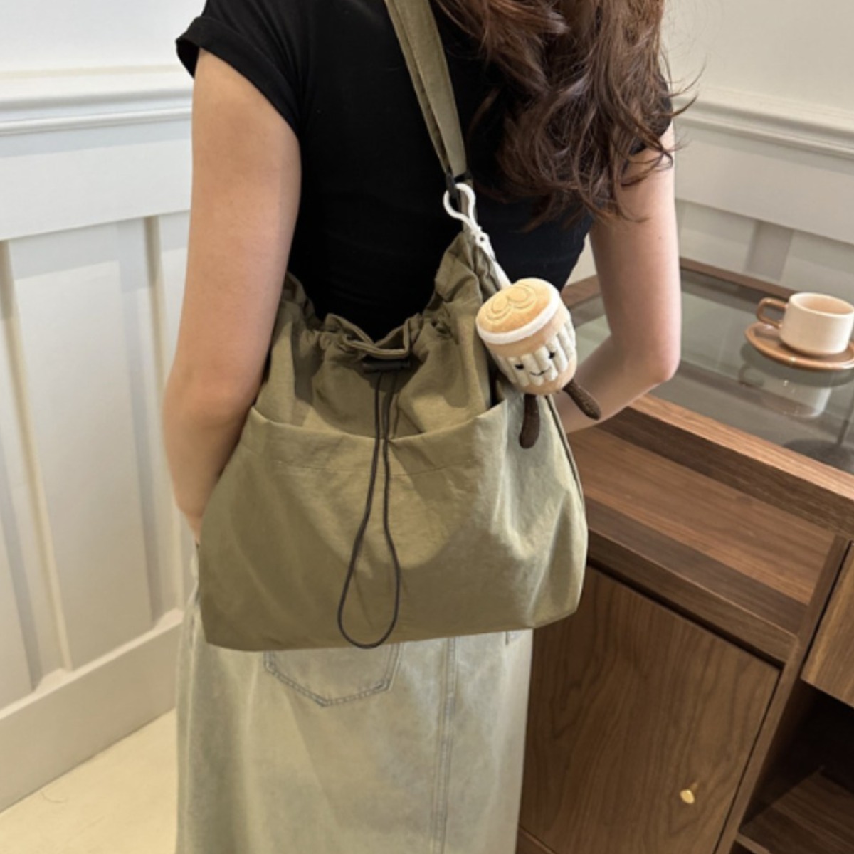 루로아 라떼키링 숄더백 복조리백 가방 20,000원