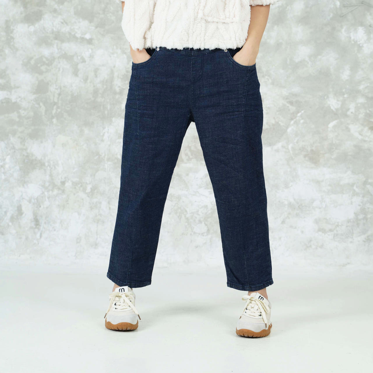 벅시루 노바디진 위아래다트 진청 스판 여성 봄가을 밴딩 배기 청바지 432 61,400원