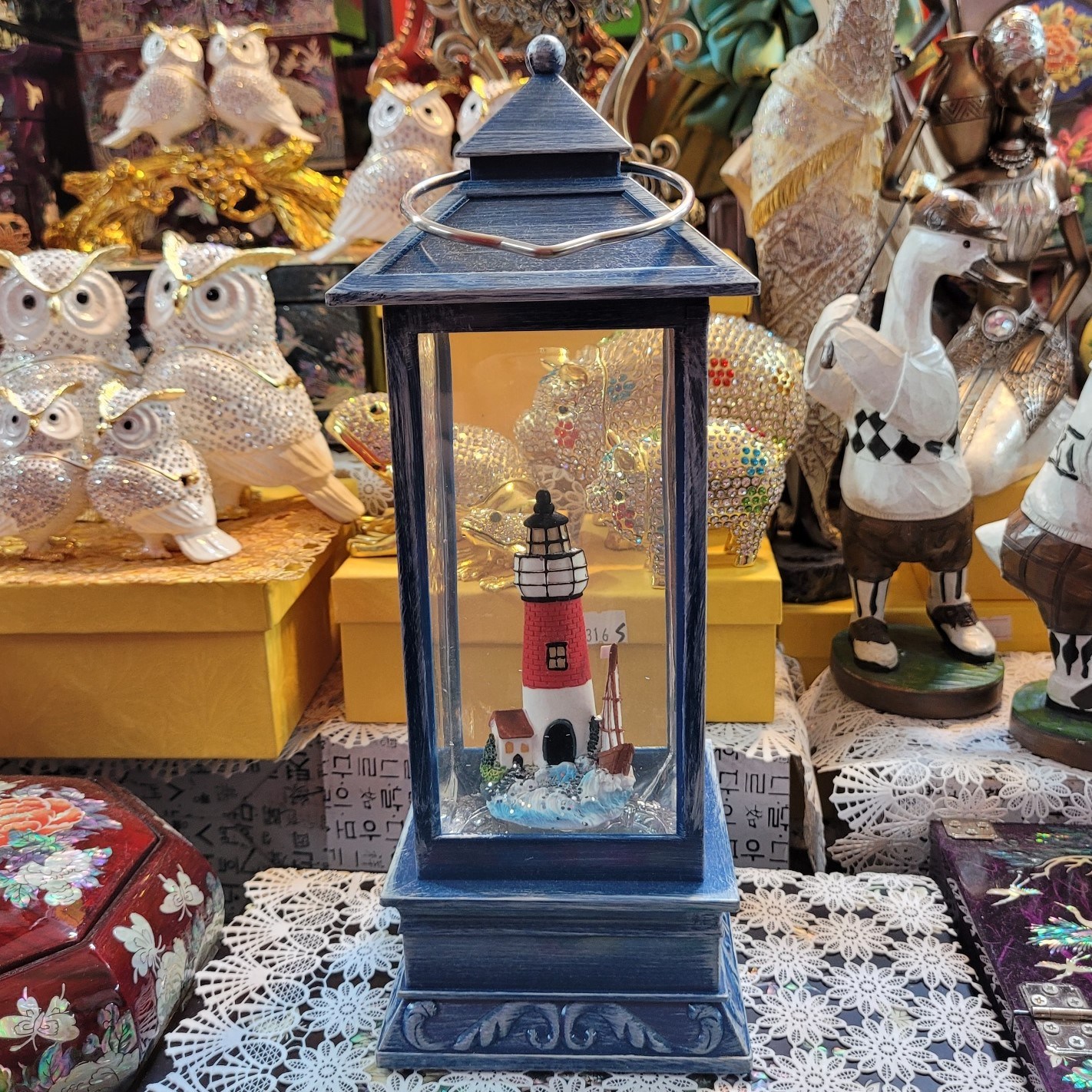 [신박한 잡화] LED 워터볼 랜턴 오르골 무드등 스노우볼 집들이 신혼부부 생일 여자친구 어린이 선물 36,000원